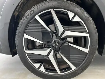 Photo 20 Peugeot 208 1.2 PureTech 100ch S&S GT