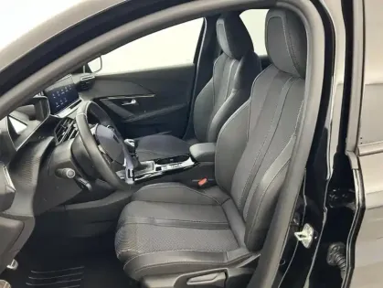 Photo 12 Peugeot 208 1.2 PureTech 100ch S&S GT