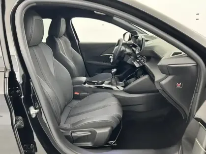 Photo 23 Peugeot 208 1.2 PureTech 100ch S&S GT