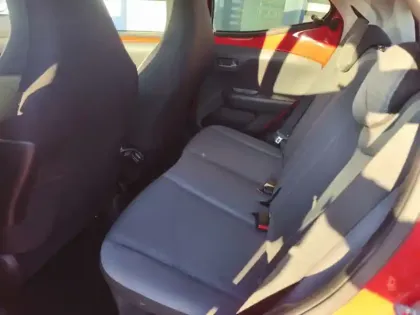 Photo 9 Toyota Aygo x-play 1.0 72 ch