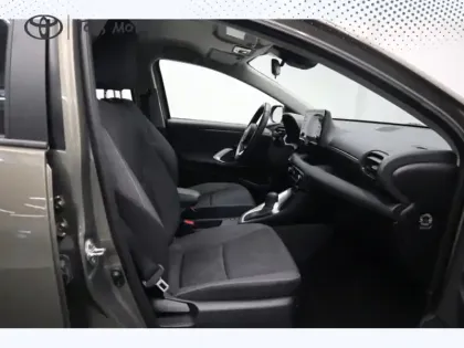 Photo 24 Toyota Yaris Hybride 116h Dynamic 1.5 116 ch