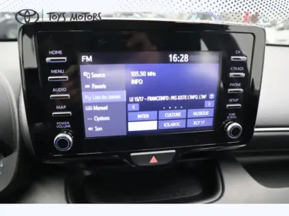 Photo 28 Toyota Yaris Hybride 116h Dynamic 1.5 116 ch