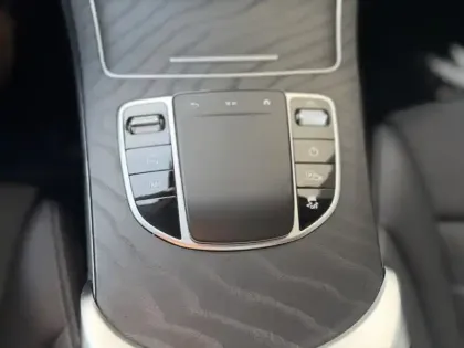 Photo 15 Mercedes Classe GLC SUV 300 de 194+122ch AMG Line 4Matic 9G-Tronic