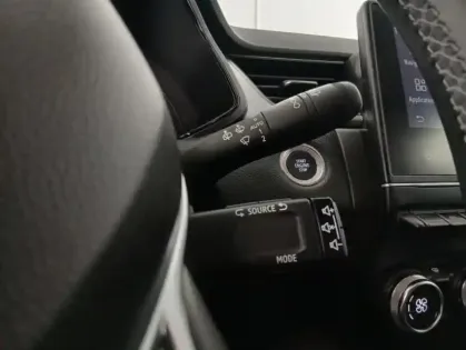 Photo 23 Renault Captur E-Tech full hybrid 145 Techno