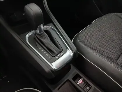 Photo 25 Renault Captur E-Tech full hybrid 145 Techno