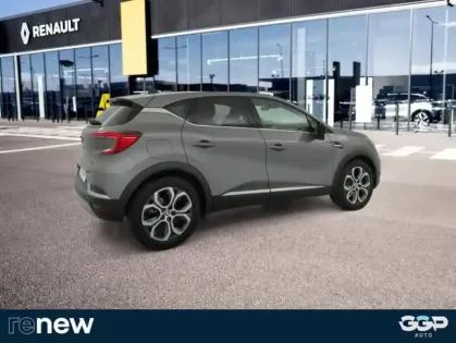 Photo 7 Renault Captur E-Tech full hybrid 145 Techno