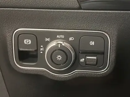 Photo 21 Mercedes GLA 250 e Progressive Line