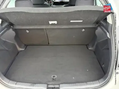 Photo 13 Toyota Yaris  116h Dynamic 5p MY22