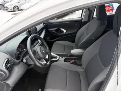 Photo 14 Toyota Yaris  116h Dynamic 5p MY22