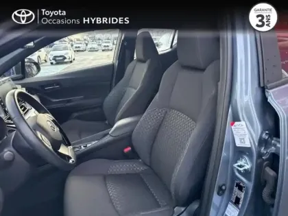 Photo 10 Toyota C-HR  2.0 Hybride 184ch Dynamic Ultimate E-CVT