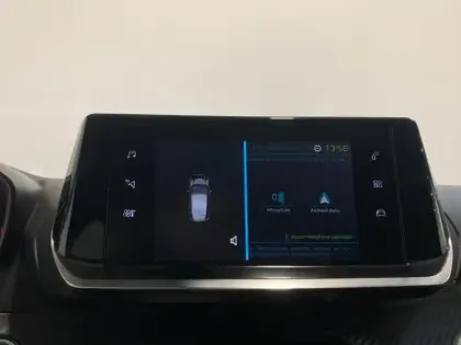 Photo 11 Peugeot 208  e- 136ch Style