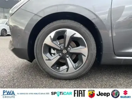 Photo 10 Suzuki Swift  1.2 Hybrid 83ch Pack