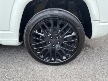 Photo 10 Jeep Compass  1.3 Turbo T4 240ch PHEV 4xe S AT6 eAWD