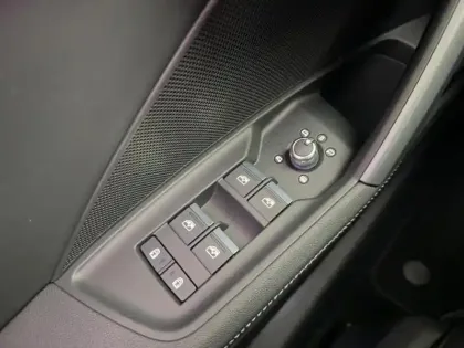 Photo 13 Audi A3  Sportback 35 TFSI 150ch Mild Hybrid S line S tronic 7