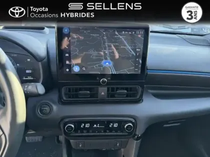 Photo 14 Toyota Yaris  130h Première 5p MC24