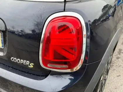 Photo 5 Mini Mini  Cooper SE 184ch Yours BVA