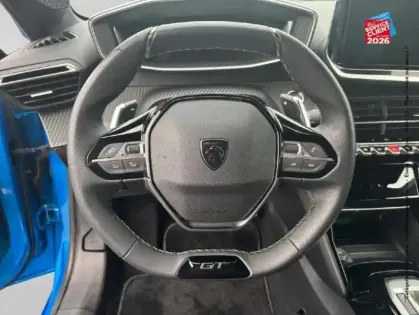 Photo 11 Peugeot 208  1.2 Hybrid 145ch GT e-DCS6