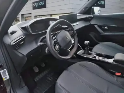 Photo 7 Peugeot 2008  1.2 PureTech 100ch S&S Allure Pack