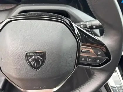 Photo 14 Peugeot 308  PHEV 180ch Allure Pack e-EAT8