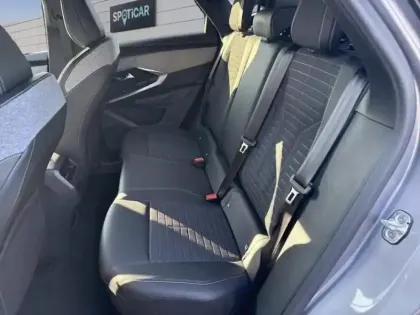 Photo 9 Peugeot 3008  1.2 Hybrid 145ch Allure e-DCS6