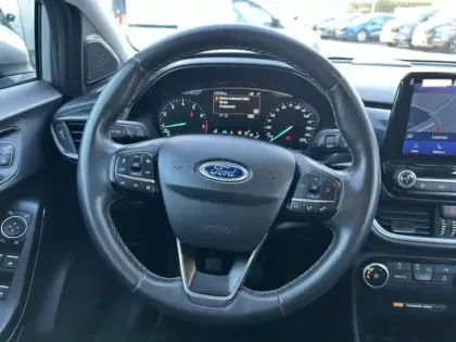 Photo 11 Ford Puma  1.0 EcoBoost 125ch mHEV Titanium