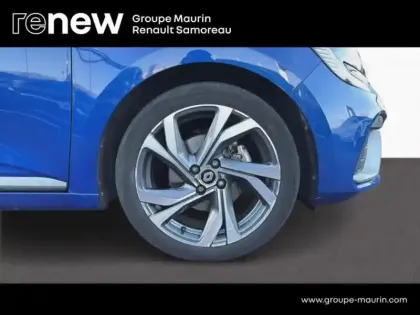 Photo 6 Renault Clio  1.6 E-Tech hybride 140ch RS Line -21N