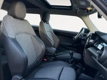 Photo 14 Mini Mini  Cooper 136ch  Edition Greenwich