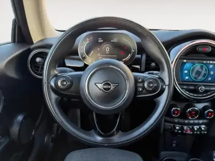 Photo 11 Mini Mini  Cooper 136ch  Edition Greenwich