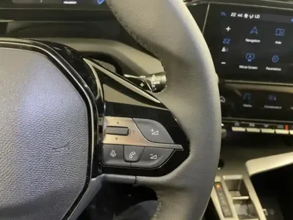 Photo 12 Peugeot 308  SW 1.5 BlueHDi 130ch S&S Allure EAT8