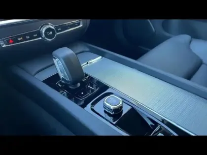 Photo 13 Volvo V60  B4 197ch Ultra Style Dark DCT 7