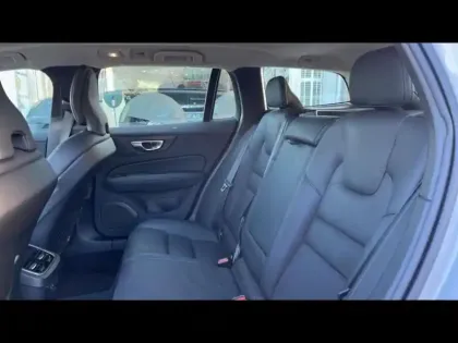 Photo 5 Volvo V60  B4 197ch Ultra Style Dark DCT 7