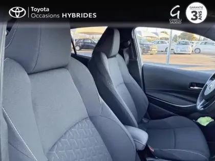 Photo 5 Toyota Corolla  122h Design