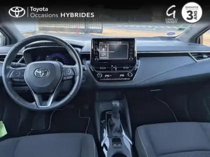 Photo 7 Toyota Corolla  122h Design