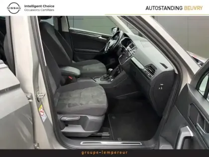 Photo 8 Volkswagen Tiguan  1.5 TSI EVO 150ch Black R-Line DSG7 Euro6dT