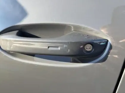 Photo 5 Volkswagen Tiguan  2.0 TDI 150ch R-Line DSG7