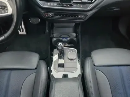 Photo 11 BMW Serie 1 Série 1 116dA 116ch M Sport DKG7