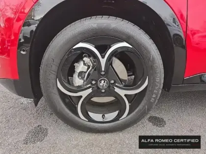 Photo 6 Alfa Romeo Junior  1.2 Ibrida 145ch Speciale e-DCT6