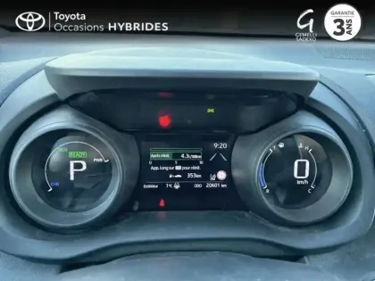 Photo 13 Toyota Yaris  116h Design 5p MY22