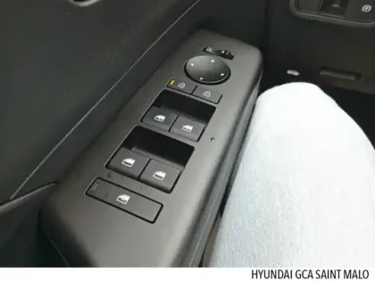 Photo 11 Hyundai Kona  1.6 GDi 129ch Hybrid Intuitive DCT-6