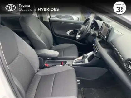 Photo 5 Toyota Yaris  116h Dynamic 5p MC24