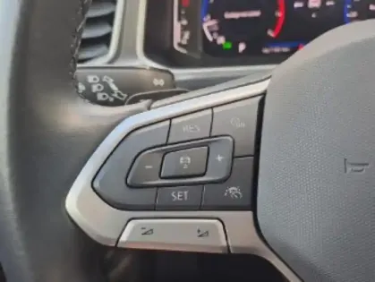 Photo 8 Volkswagen T-roc  1.5 TSI EVO 150ch Style DSG7