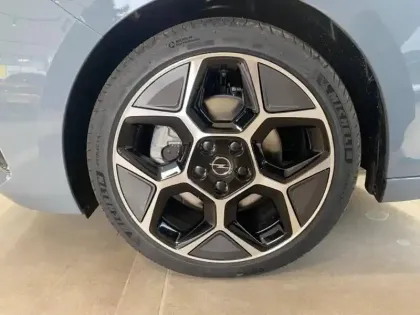 Photo 11 Opel Astra  1.2 Turbo Hybrid 145ch Elegance e-DCT 6