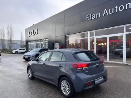Photo 6 Kia Rio  1.2 DPi 84ch Active