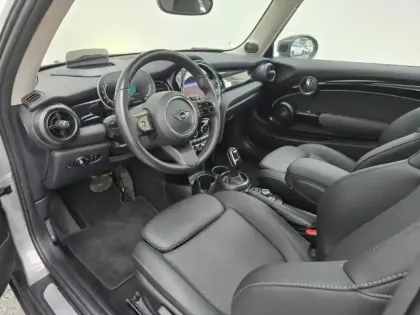 Photo 5 Mini Mini  Cooper 136ch Edition Premium Plus BVA7