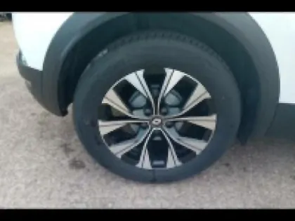 Photo 12 Renault Captur  1.3 TCe mild hybrid 140ch Techno