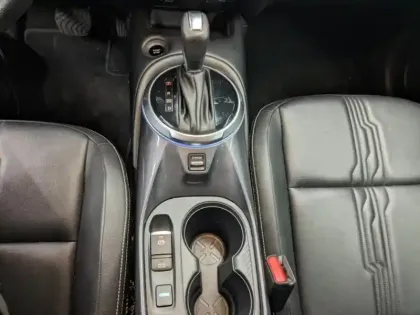 Photo 11 Nissan Juke  1.6 Hybrid 143ch Tekna 2023