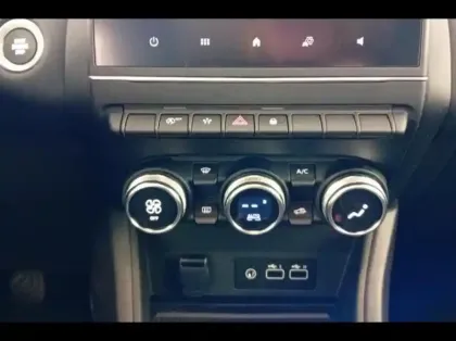 Photo 8 Renault Captur  1.0 TCe 90ch Techno