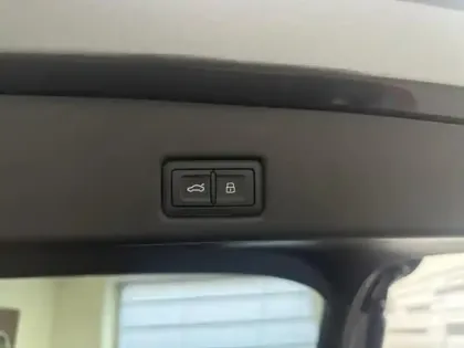 Photo 7 Audi Q5 Gén. III Ph1 S line 5