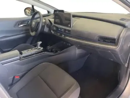 Photo 8 Toyota Prius  Rechargeable 2.0 Hybride Rechargeable 223ch Design  MY25