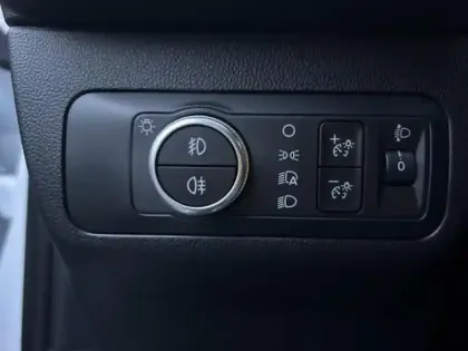 Photo 12 Ford Kuga  2.5 Duratec 190ch FHEV E85 ST-Line BVA